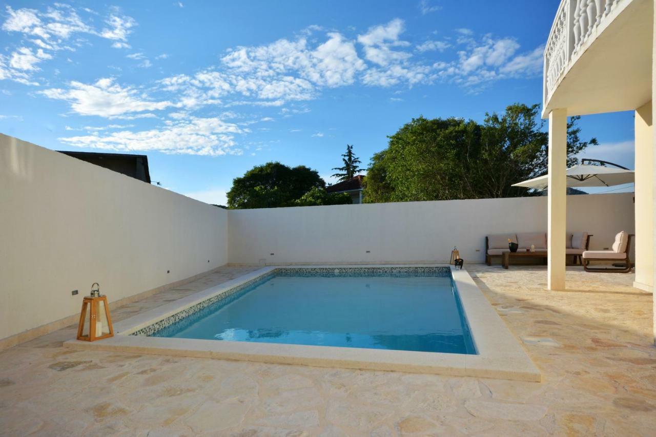 Villa Mr.H Marina Εξωτερικό φωτογραφία